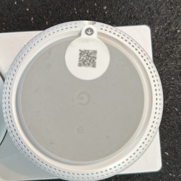 Nest Wifi - Mesh Router (AC2200) 2 pack - Snow - Picture 6 of 7